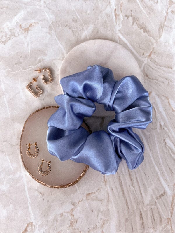 ''Riviera'' Scrunchie